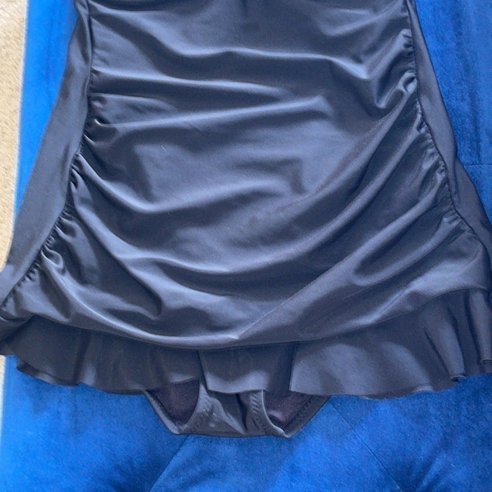 Kenneth Cole Reaction Black One-Piece Swimsuit Sz. 4 - Picture 8 of 16